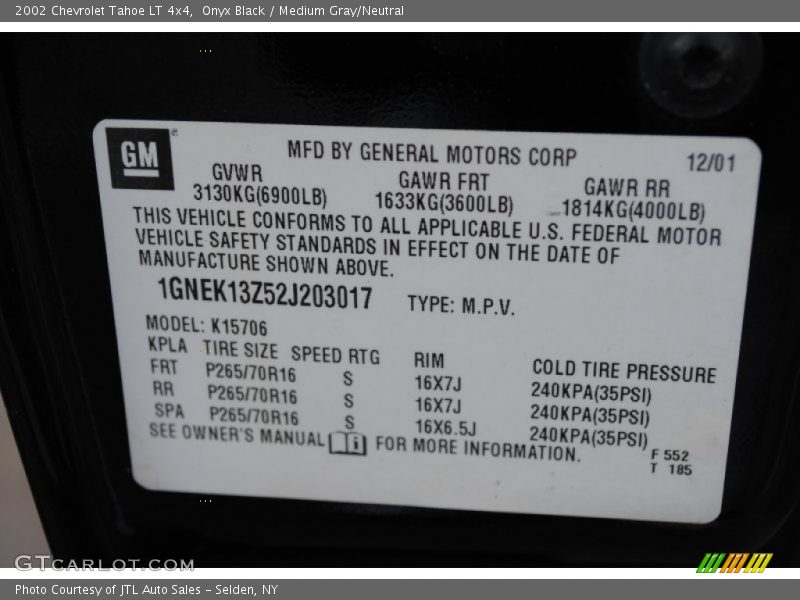 Onyx Black / Medium Gray/Neutral 2002 Chevrolet Tahoe LT 4x4