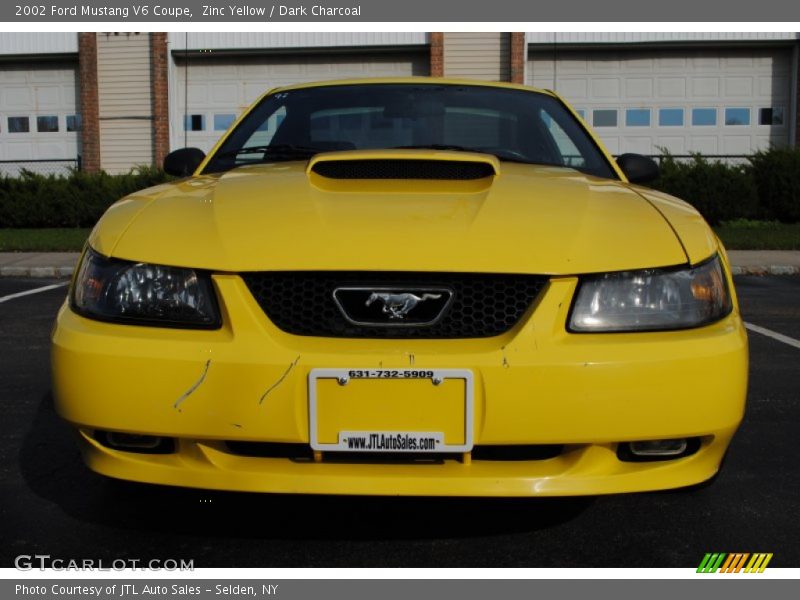 Zinc Yellow / Dark Charcoal 2002 Ford Mustang V6 Coupe