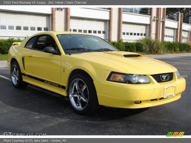 Zinc Yellow / Dark Charcoal 2002 Ford Mustang V6 Coupe