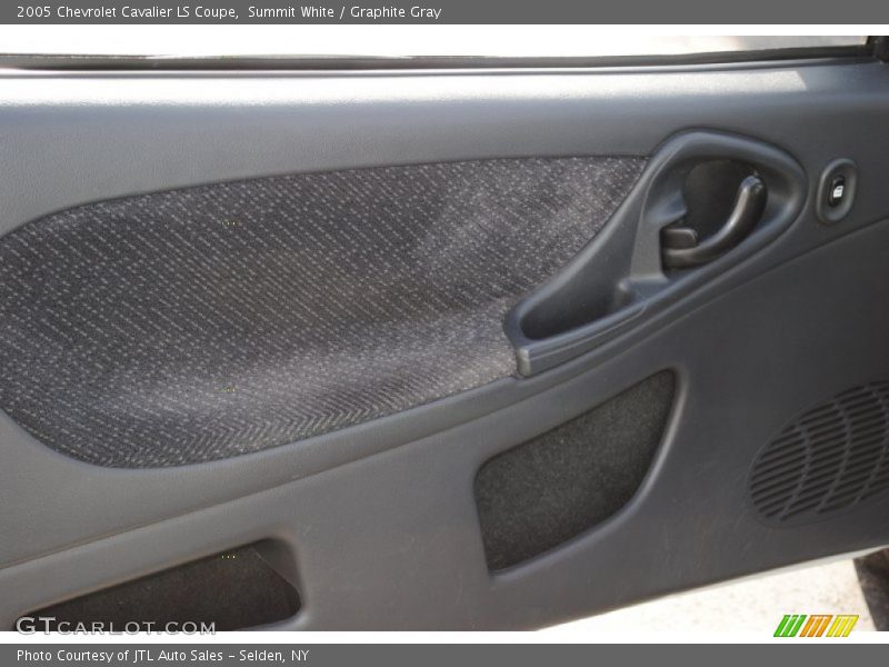 Summit White / Graphite Gray 2005 Chevrolet Cavalier LS Coupe