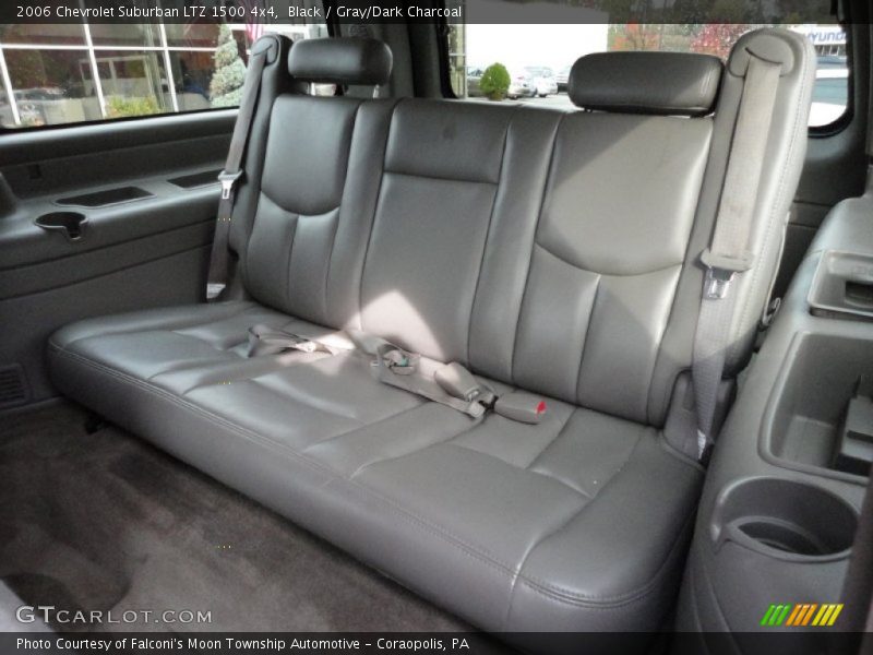 2006 Suburban LTZ 1500 4x4 Gray/Dark Charcoal Interior
