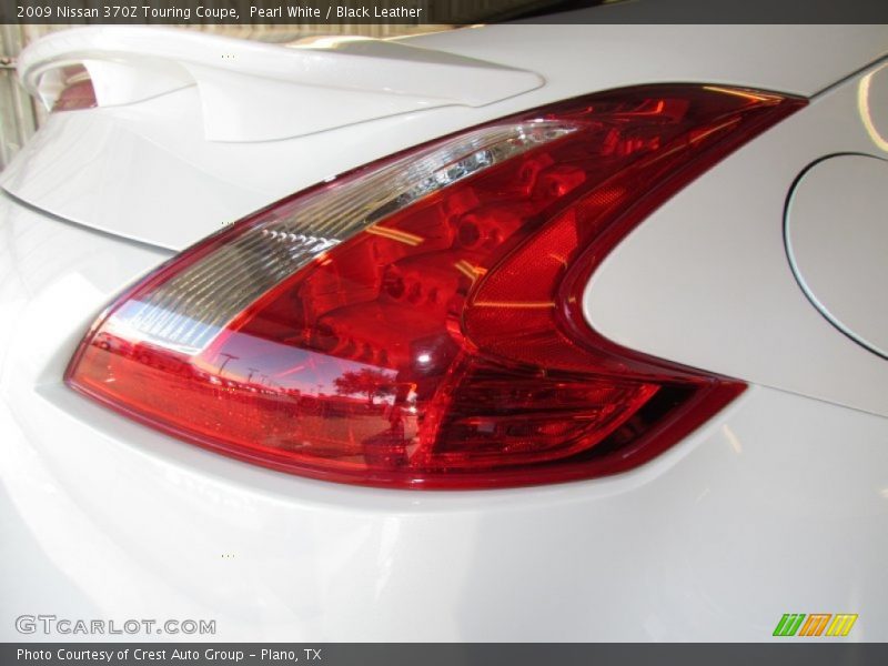 Pearl White / Black Leather 2009 Nissan 370Z Touring Coupe