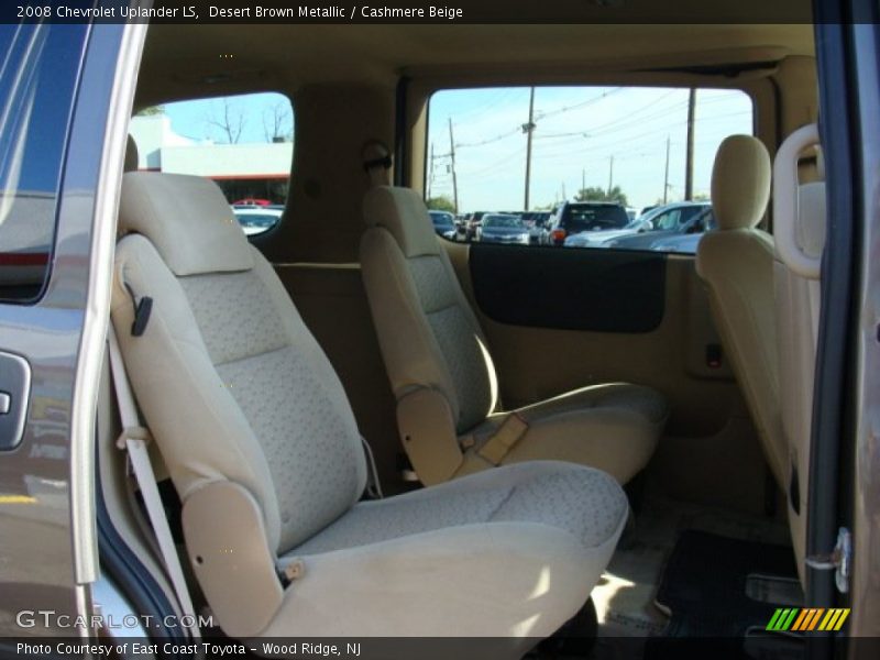 Desert Brown Metallic / Cashmere Beige 2008 Chevrolet Uplander LS