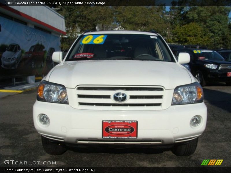 Super White / Ivory Beige 2006 Toyota Highlander V6 4WD