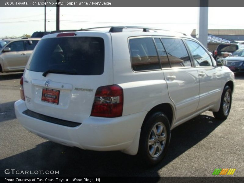 Super White / Ivory Beige 2006 Toyota Highlander V6 4WD