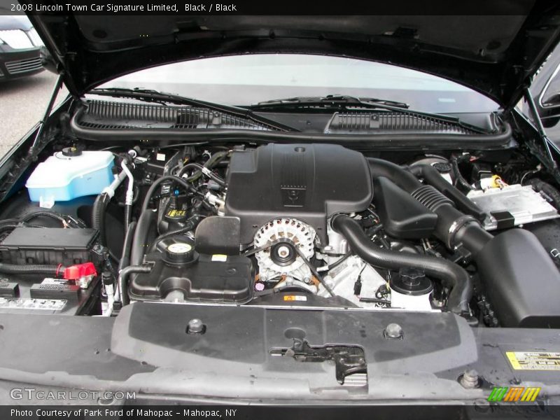 Black / Black 2008 Lincoln Town Car Signature Limited