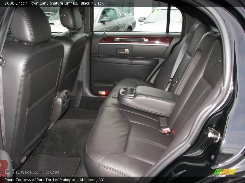 Black / Black 2008 Lincoln Town Car Signature Limited