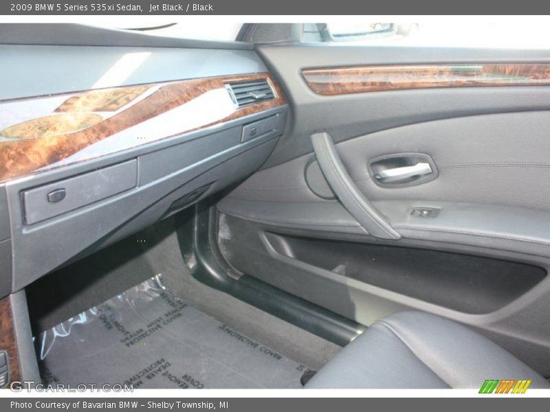 Jet Black / Black 2009 BMW 5 Series 535xi Sedan