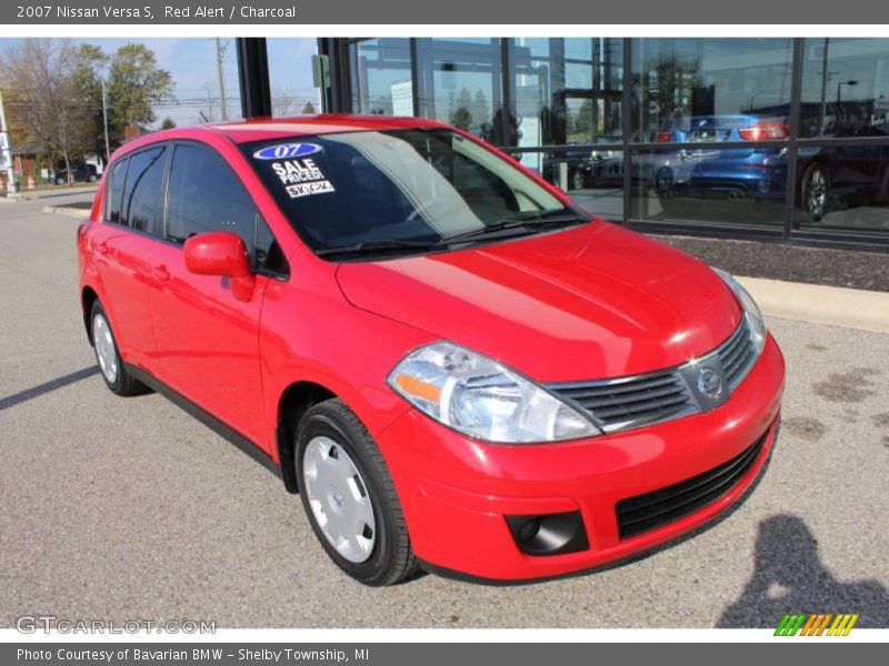 Red Alert / Charcoal 2007 Nissan Versa S