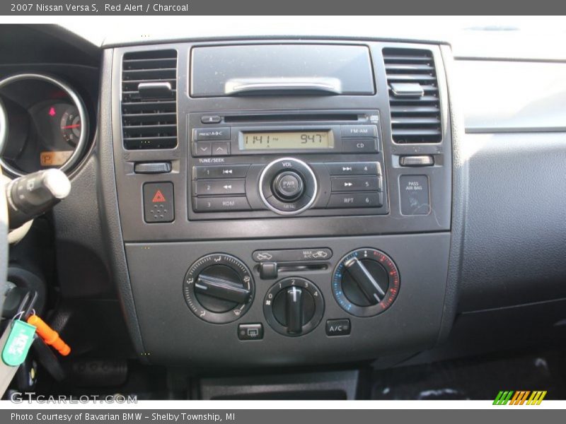 Red Alert / Charcoal 2007 Nissan Versa S