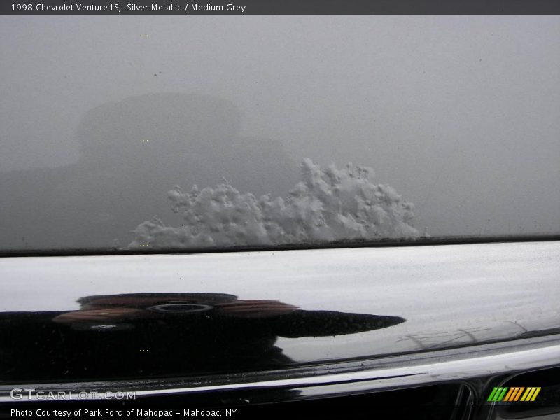 Silver Metallic / Medium Grey 1998 Chevrolet Venture LS