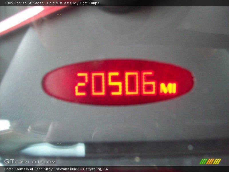 Gold Mist Metallic / Light Taupe 2009 Pontiac G6 Sedan