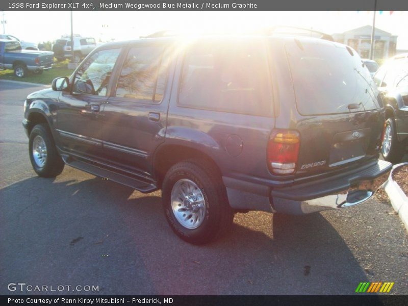 Medium Wedgewood Blue Metallic / Medium Graphite 1998 Ford Explorer XLT 4x4