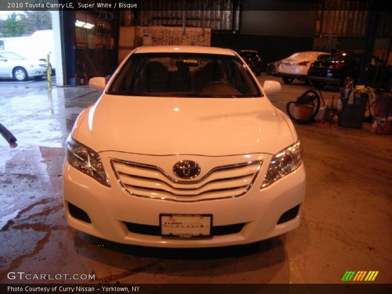Super White / Bisque 2010 Toyota Camry LE