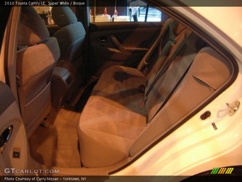 Super White / Bisque 2010 Toyota Camry LE