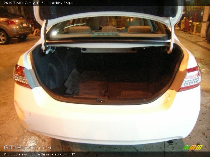 Super White / Bisque 2010 Toyota Camry LE