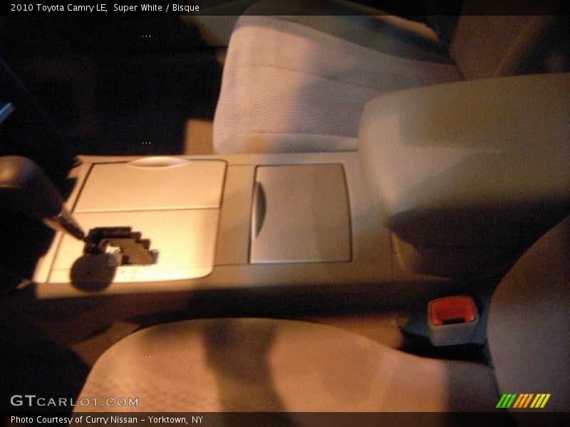 Super White / Bisque 2010 Toyota Camry LE