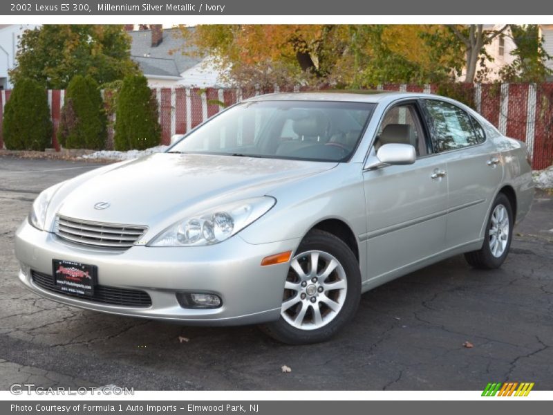 Millennium Silver Metallic / Ivory 2002 Lexus ES 300
