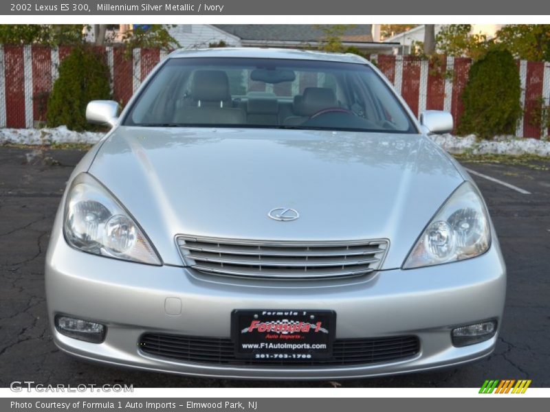 Millennium Silver Metallic / Ivory 2002 Lexus ES 300