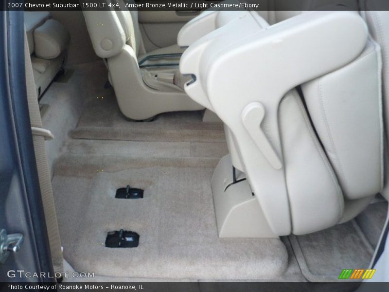 Amber Bronze Metallic / Light Cashmere/Ebony 2007 Chevrolet Suburban 1500 LT 4x4