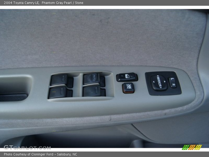 Phantom Gray Pearl / Stone 2004 Toyota Camry LE