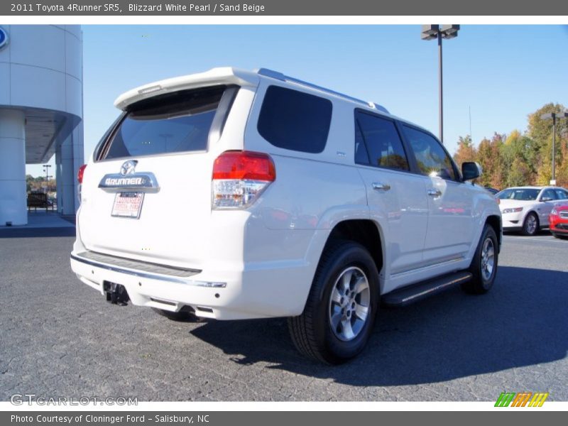 Blizzard White Pearl / Sand Beige 2011 Toyota 4Runner SR5