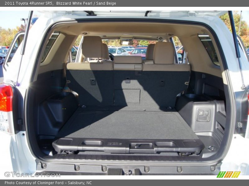 Blizzard White Pearl / Sand Beige 2011 Toyota 4Runner SR5