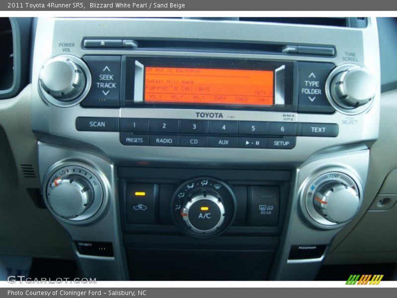 Blizzard White Pearl / Sand Beige 2011 Toyota 4Runner SR5