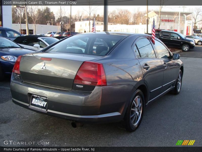 Titanium Pearl / Gray 2005 Mitsubishi Galant ES
