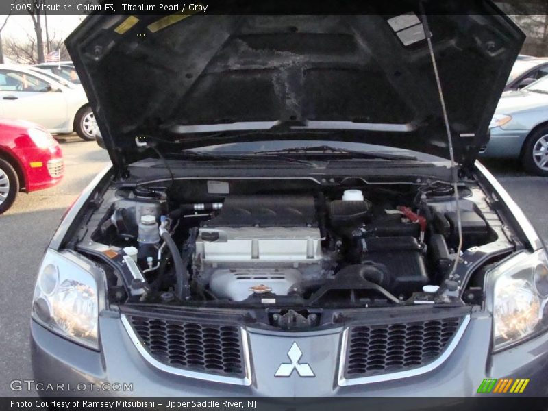 Titanium Pearl / Gray 2005 Mitsubishi Galant ES