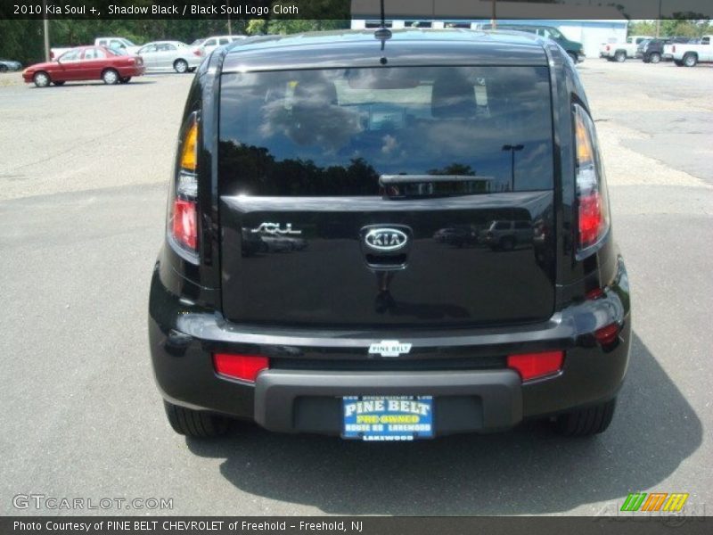 Shadow Black / Black Soul Logo Cloth 2010 Kia Soul +