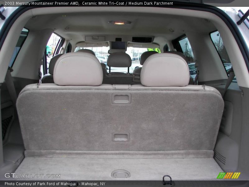 Ceramic White Tri-Coat / Medium Dark Parchment 2003 Mercury Mountaineer Premier AWD