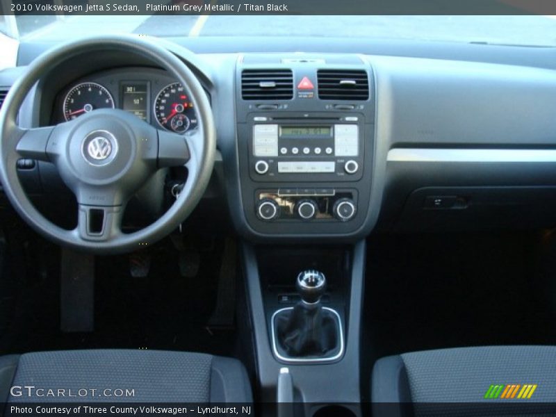 Platinum Grey Metallic / Titan Black 2010 Volkswagen Jetta S Sedan