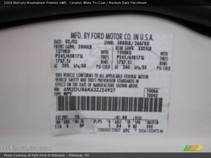 Ceramic White Tri-Coat / Medium Dark Parchment 2003 Mercury Mountaineer Premier AWD