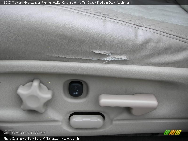 Ceramic White Tri-Coat / Medium Dark Parchment 2003 Mercury Mountaineer Premier AWD