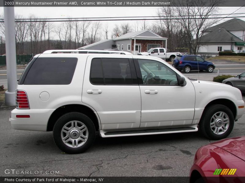 Ceramic White Tri-Coat / Medium Dark Parchment 2003 Mercury Mountaineer Premier AWD