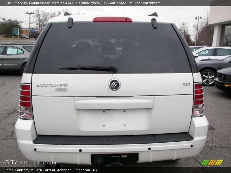 Ceramic White Tri-Coat / Medium Dark Parchment 2003 Mercury Mountaineer Premier AWD
