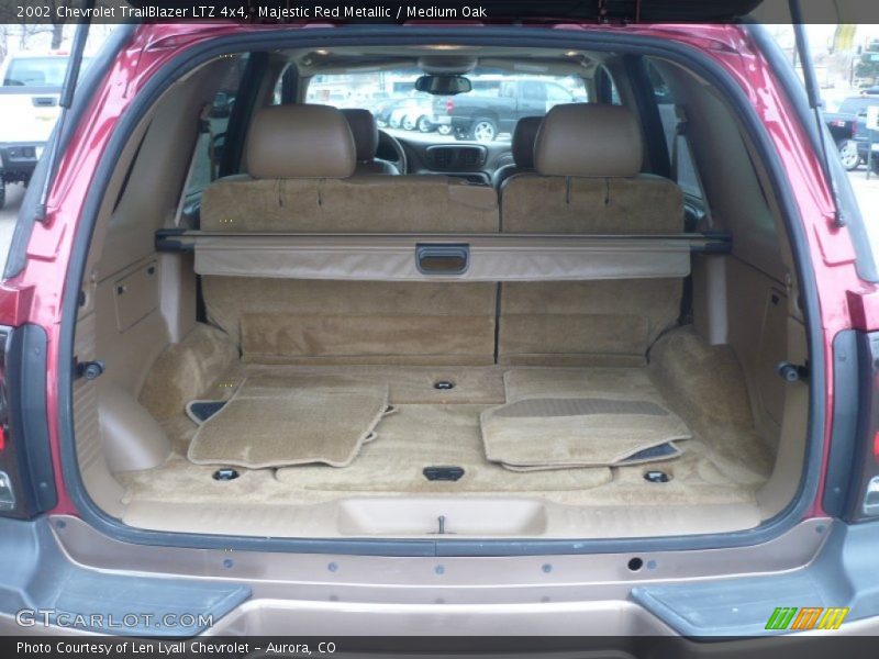 Majestic Red Metallic / Medium Oak 2002 Chevrolet TrailBlazer LTZ 4x4