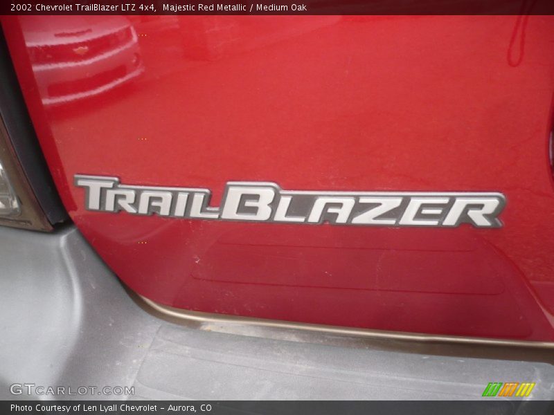 Majestic Red Metallic / Medium Oak 2002 Chevrolet TrailBlazer LTZ 4x4
