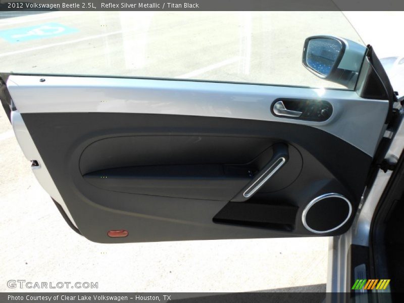 Reflex Silver Metallic / Titan Black 2012 Volkswagen Beetle 2.5L