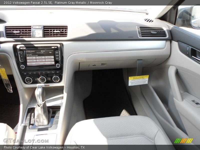 Platinum Gray Metallic / Moonrock Gray 2012 Volkswagen Passat 2.5L SE