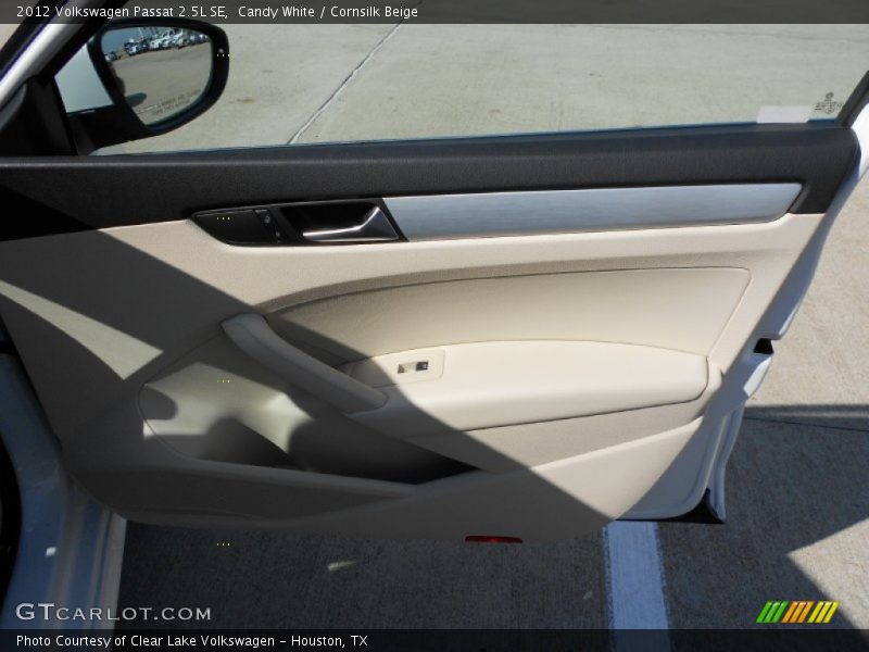 Candy White / Cornsilk Beige 2012 Volkswagen Passat 2.5L SE
