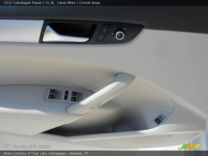 Candy White / Cornsilk Beige 2012 Volkswagen Passat 2.5L SE