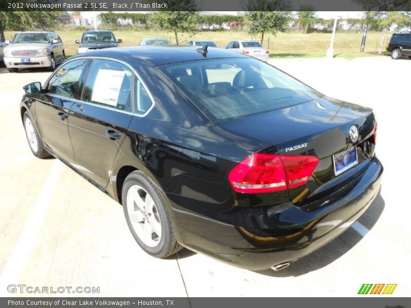 Black / Titan Black 2012 Volkswagen Passat 2.5L SE