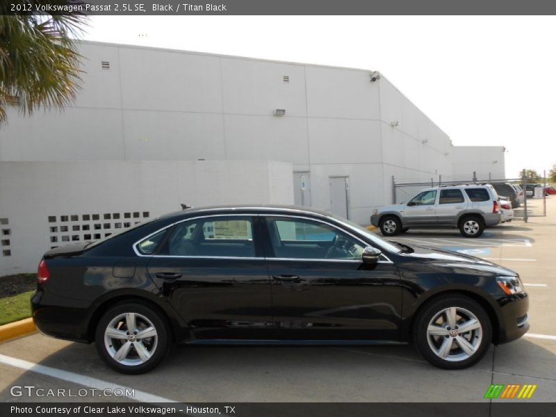 Black / Titan Black 2012 Volkswagen Passat 2.5L SE