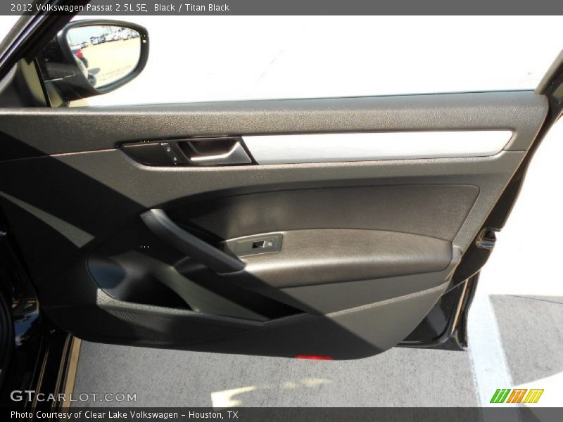 Black / Titan Black 2012 Volkswagen Passat 2.5L SE
