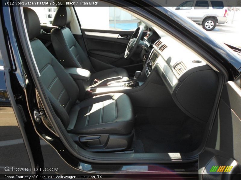 Black / Titan Black 2012 Volkswagen Passat 2.5L SE