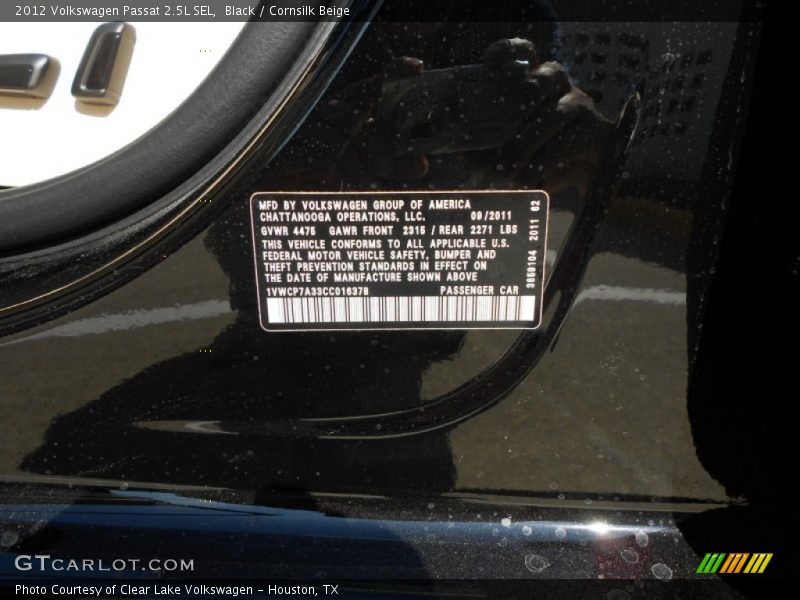 Black / Cornsilk Beige 2012 Volkswagen Passat 2.5L SEL