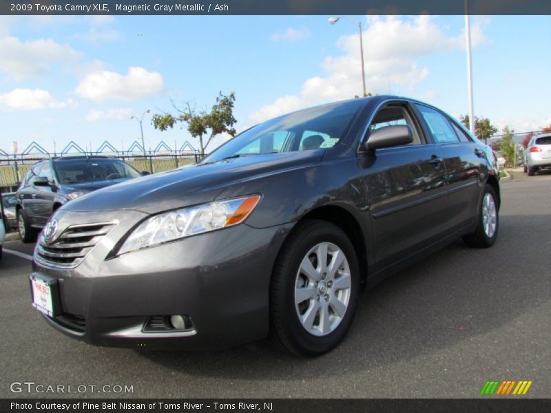 Magnetic Gray Metallic / Ash 2009 Toyota Camry XLE