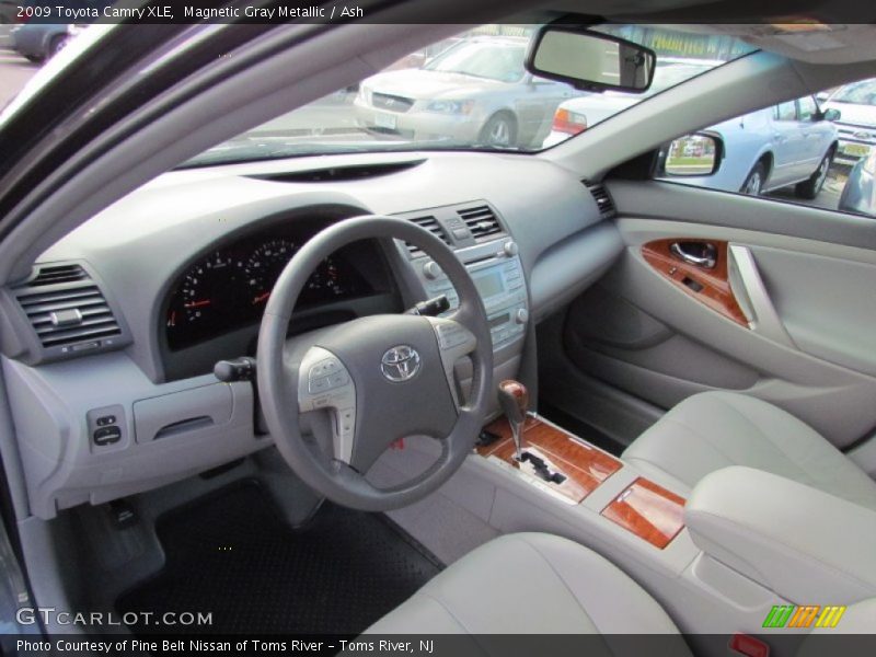 Magnetic Gray Metallic / Ash 2009 Toyota Camry XLE